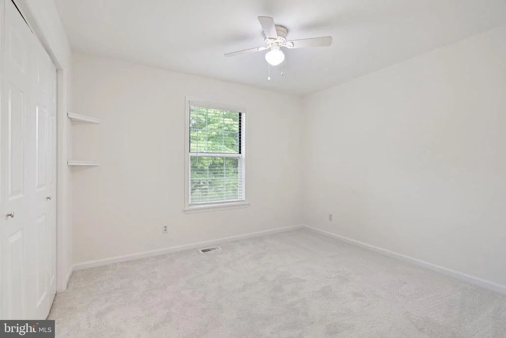 Photo of 2309 MAPLEWOOD DRIVE