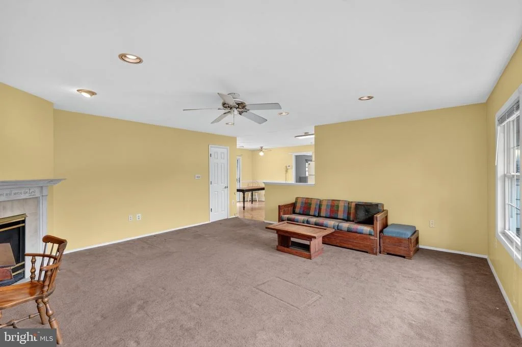 Photo of 2220 HALLOW LANE
