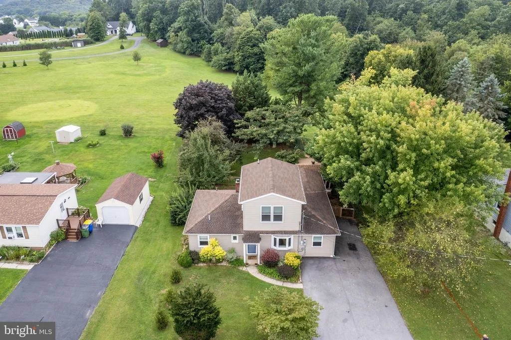 Photo of 416 FAIRVIEW DRIVE