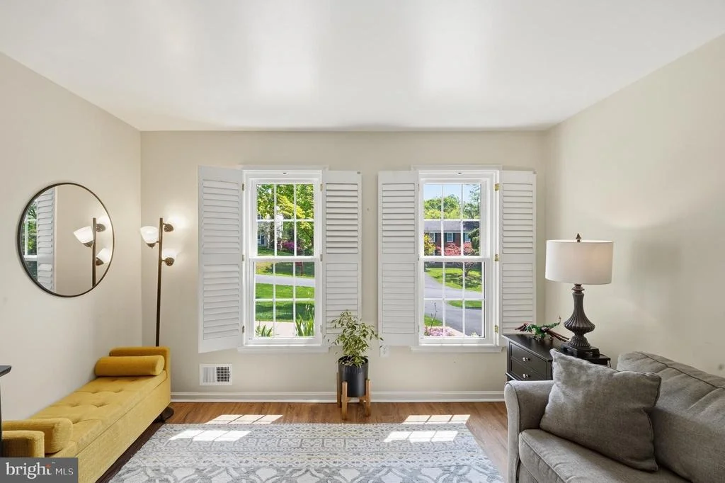 Photo of 15108 CENTERGATE DRIVE