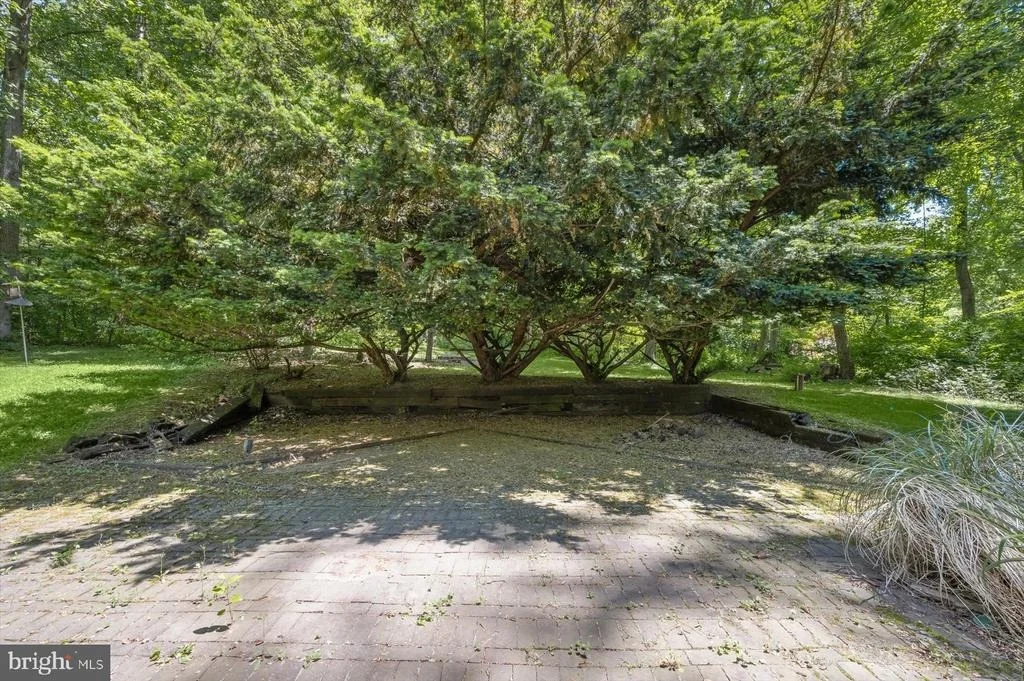 Photo of 13922 WAYSIDE DRIVE