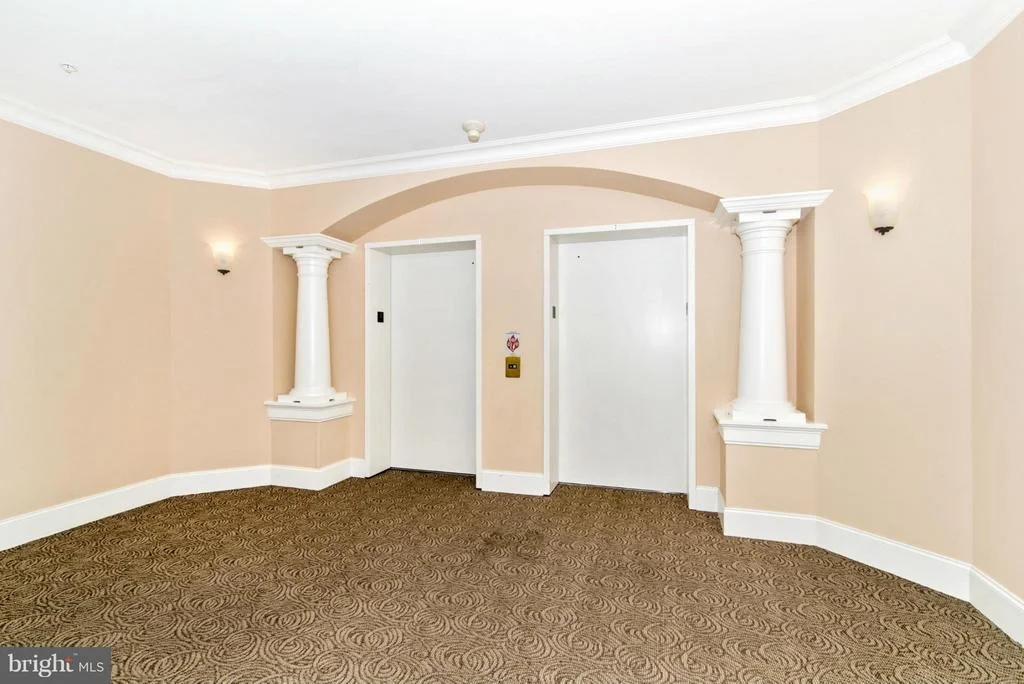 Photo of Unit 401 at 2500 WATERSIDE DRIVE