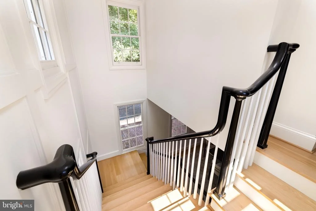 Photo of 3418 RESERVOIR ROAD NW
