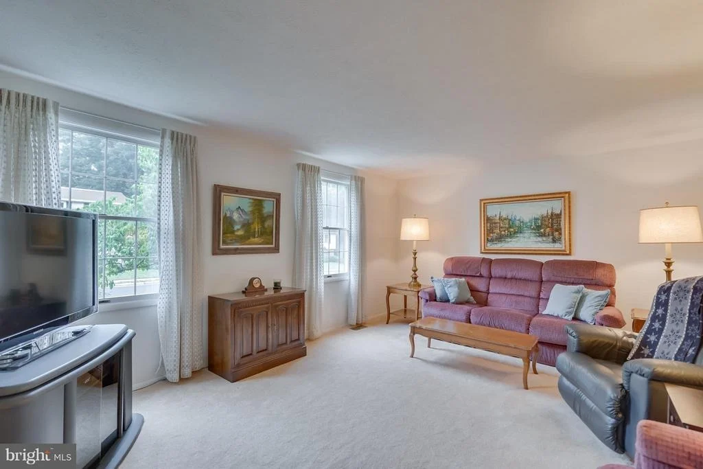 Photo of 112 APPLEGATE DRIVE