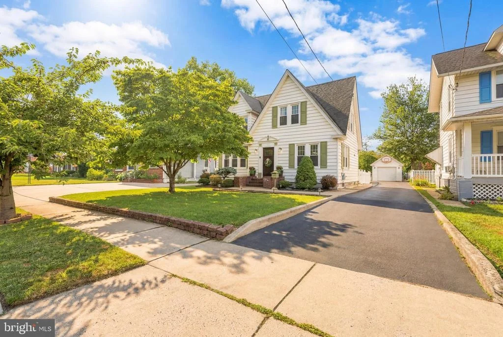 Photo of 552 BELLEVUE AVENUE