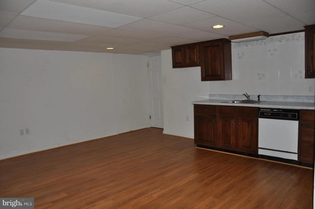Photo of 9820 WARTHEN DRIVE