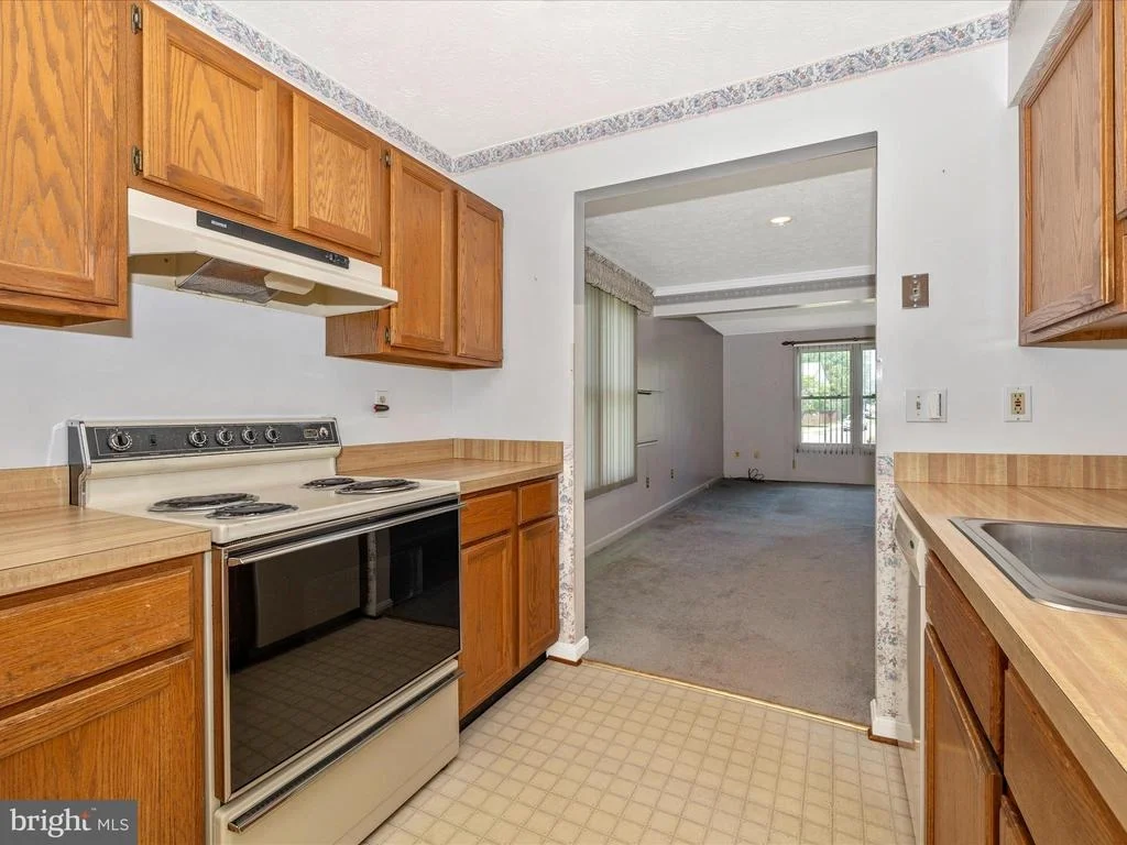 Photo of 2124 COLLINGWOOD LANE