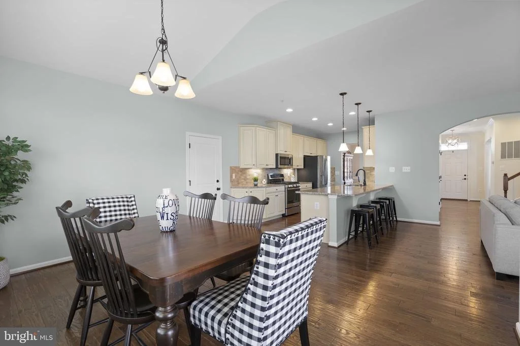 Photo of 4709 PULLER DRIVE