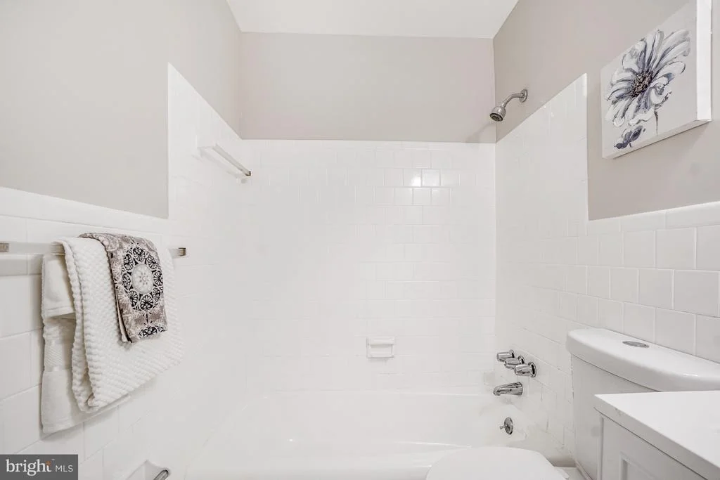 Photo of 7107 DOWER HOUSE ROAD