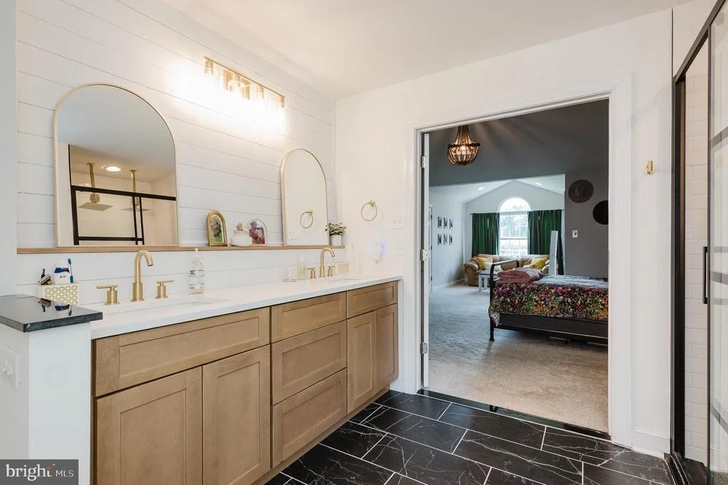 Photo of 2320 QUEENSBURY DRIVE