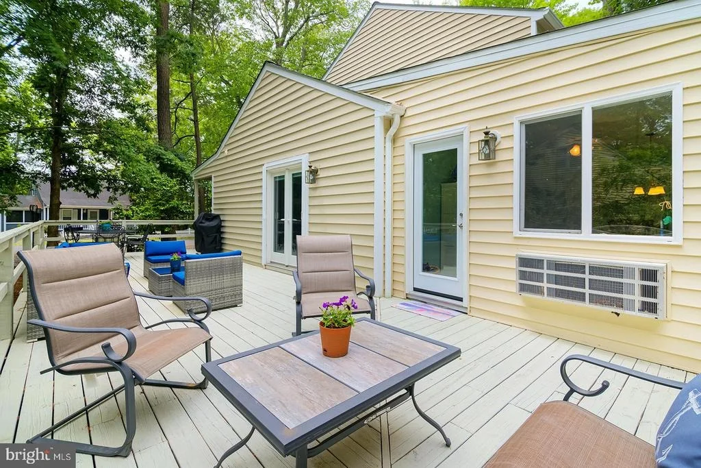Photo of 13 COLUMBIA AVENUE