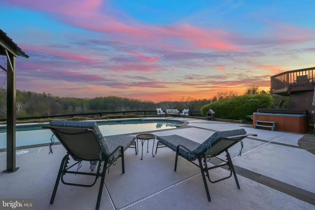 Photo of 9393 BRIAR LANE