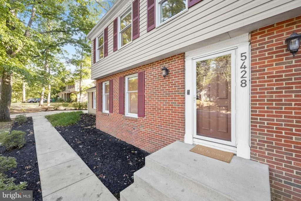 Photo of 5428 HIGH TOR HILL