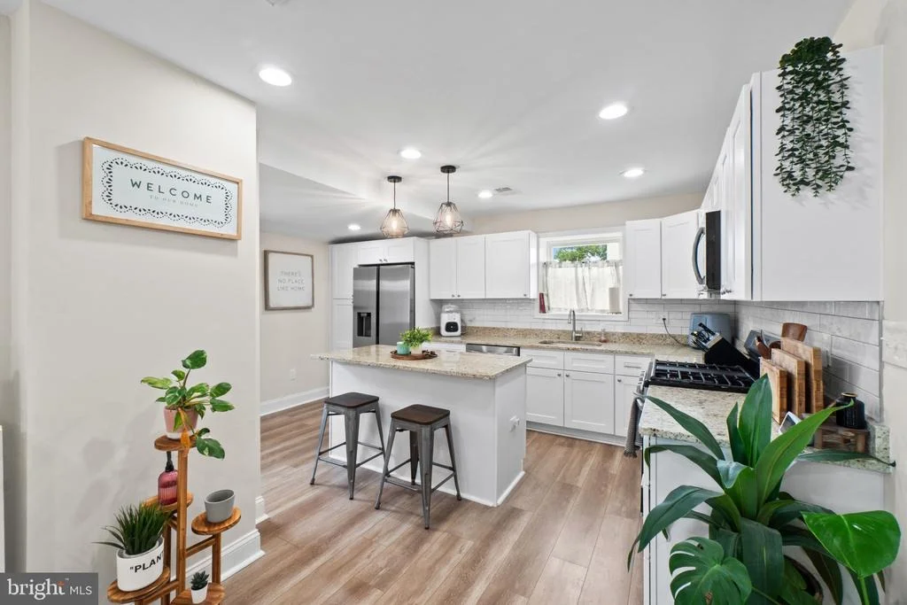 Photo of 610 MEADOW ROAD