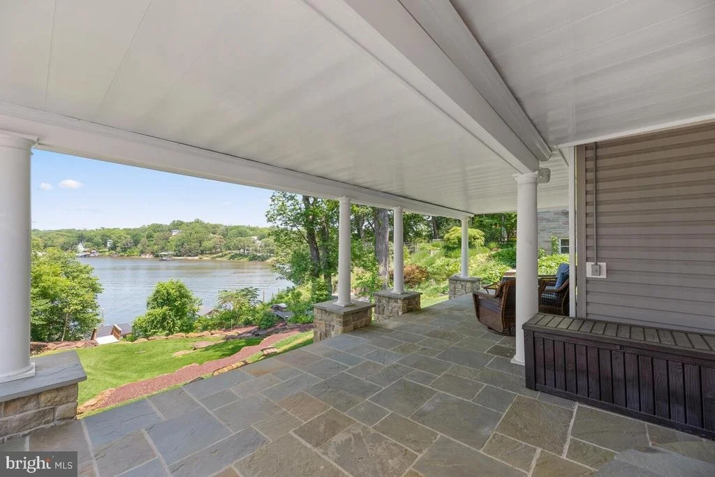 Photo of 1162 OAK VIEW DRIVE
