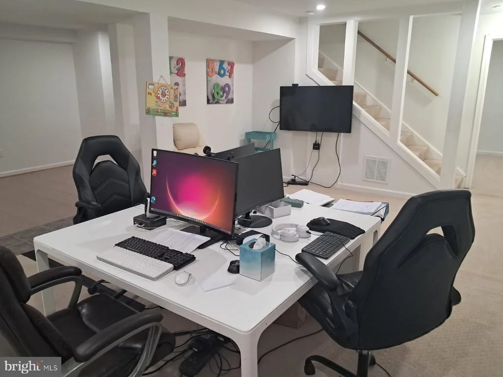 Photo of 33 JADE DRIVE