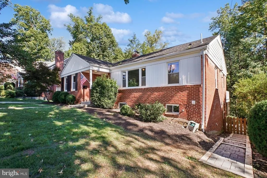 Photo of 2811 OLD DOMINION BOULEVARD