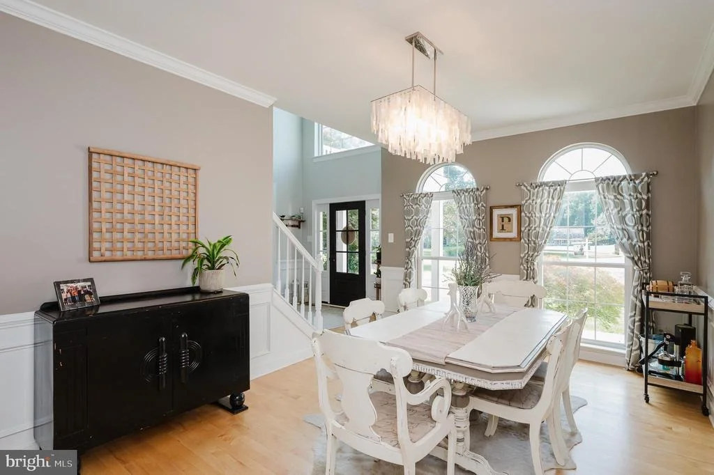Photo of 2320 QUEENSBURY DRIVE