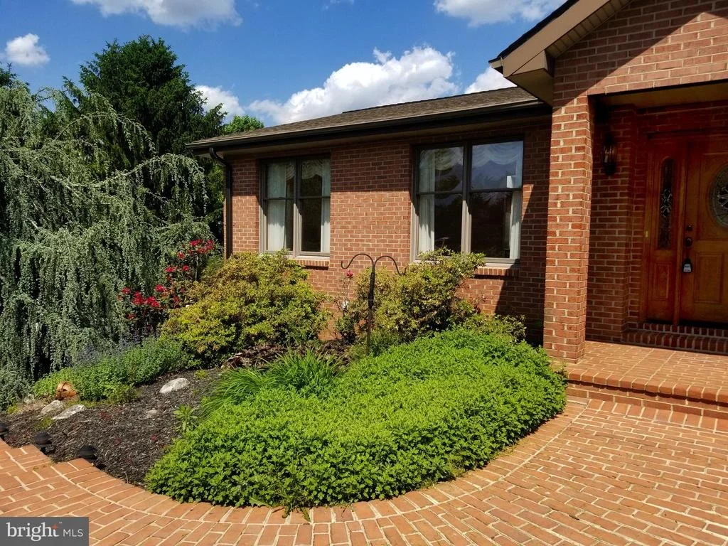 Photo of 3101 PHEASANT RUN