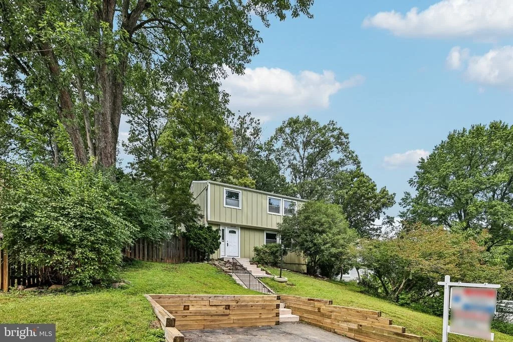 Photo of 2322 OLD TRAIL DRIVE