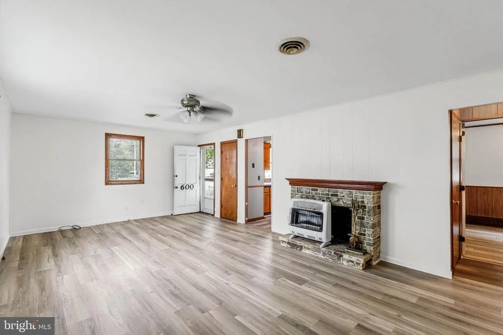 Photo of 600 ELM DRIVE