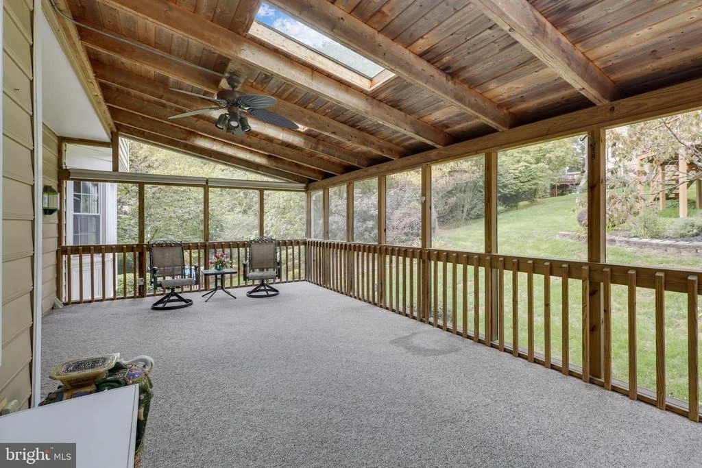 Photo of 9905 MAINSAIL DRIVE