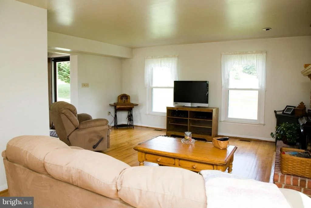Photo of 4002 SIGLER CIRCLE