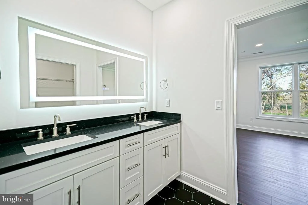 Photo of 165 TYLERS CIRCLE