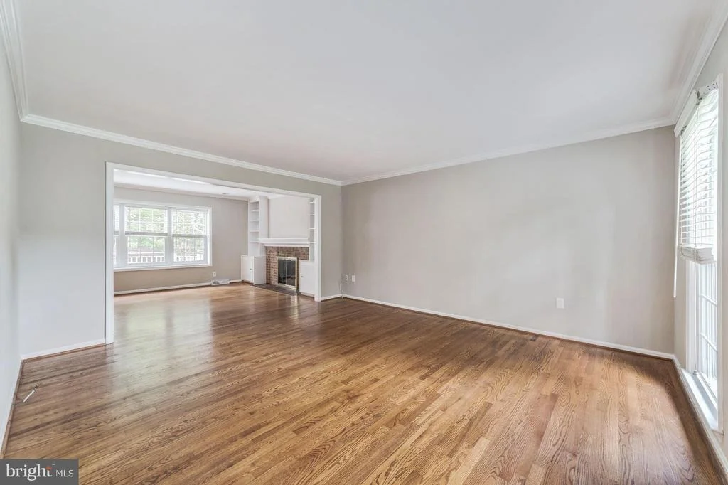 Photo of 5111 KING DAVID BOULEVARD