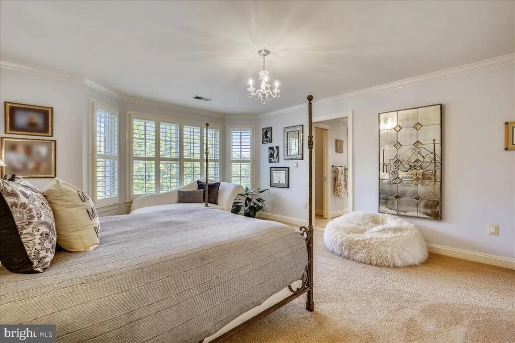 Photo of 21129 GOLF ESTATES DRIVE
