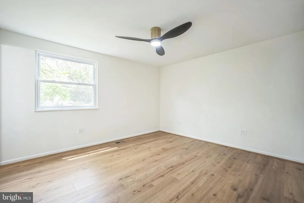 Photo of 1797 VALLEYSIDE DRIVE