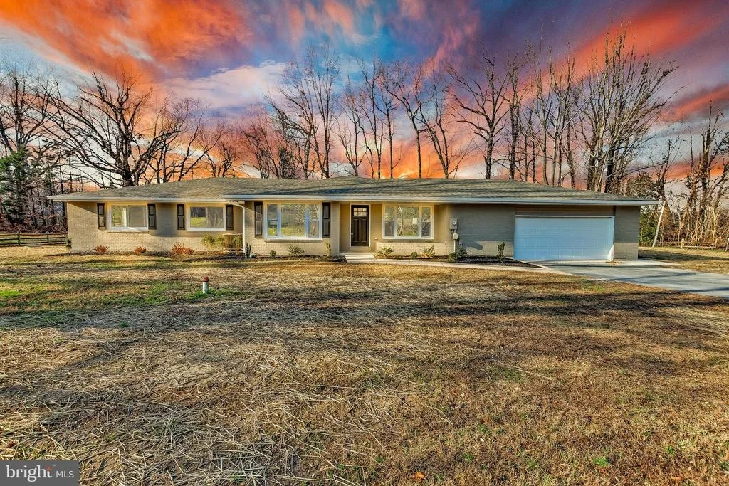 Photo of 9426 BOYDS TURN ROAD