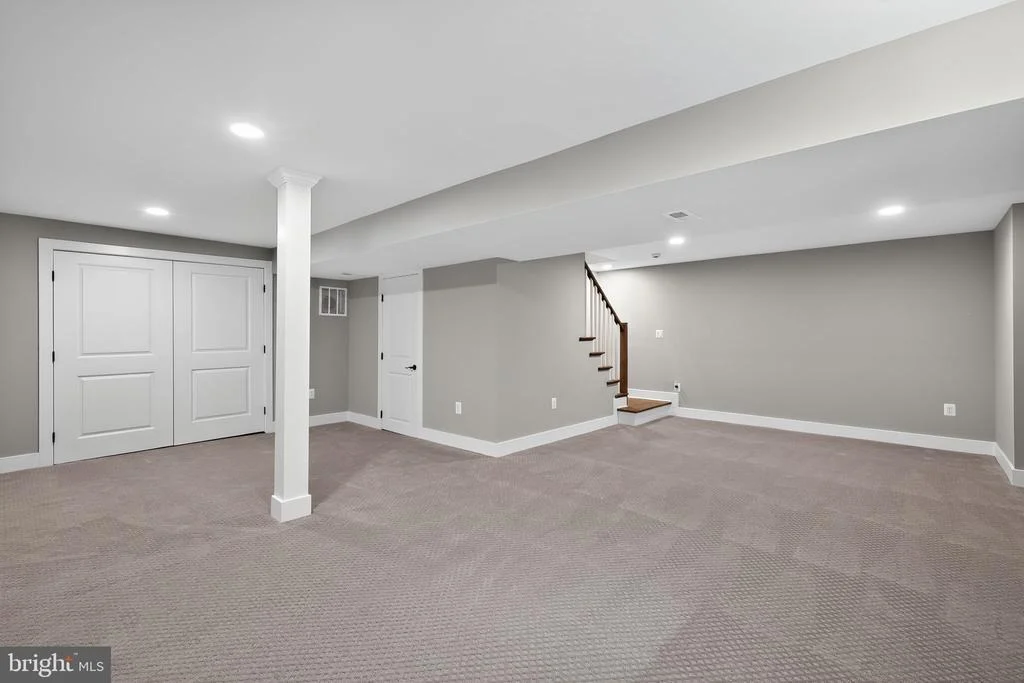 Photo of 1 TUCKER STREET