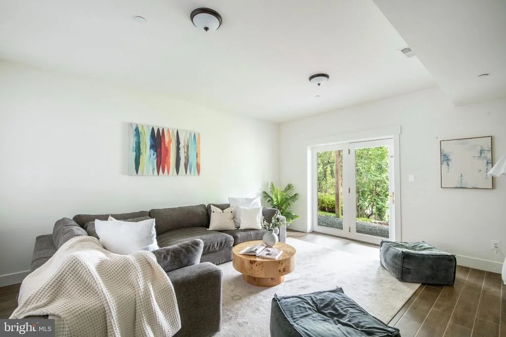 Photo of 108 CRESSTON ROAD