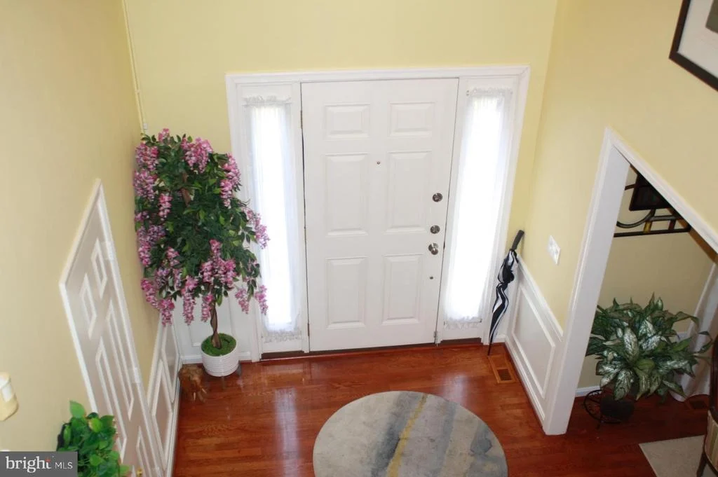Photo of 8606 COMPASS COURT