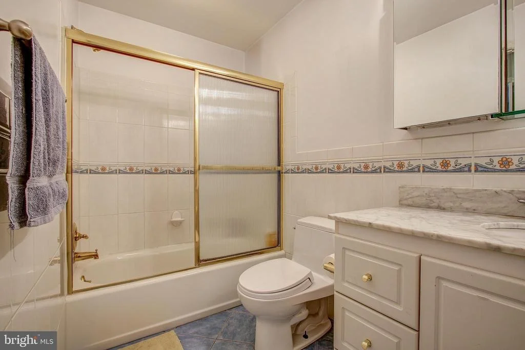 Photo of 906 LAMBERTON DRIVE