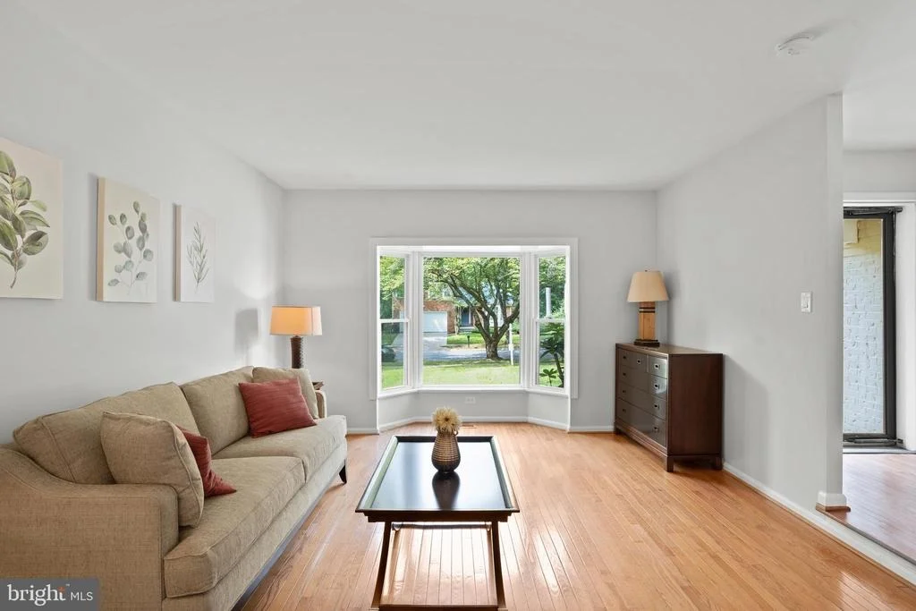 Photo of 1410 FALLSWOOD DRIVE