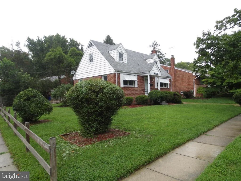 Photo of 3705 MAY STREET