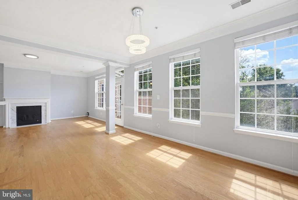 Photo of Unit 310 at 2665 MANHATTAN PLACE