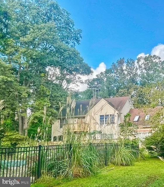Photo of 303 MARO ROAD