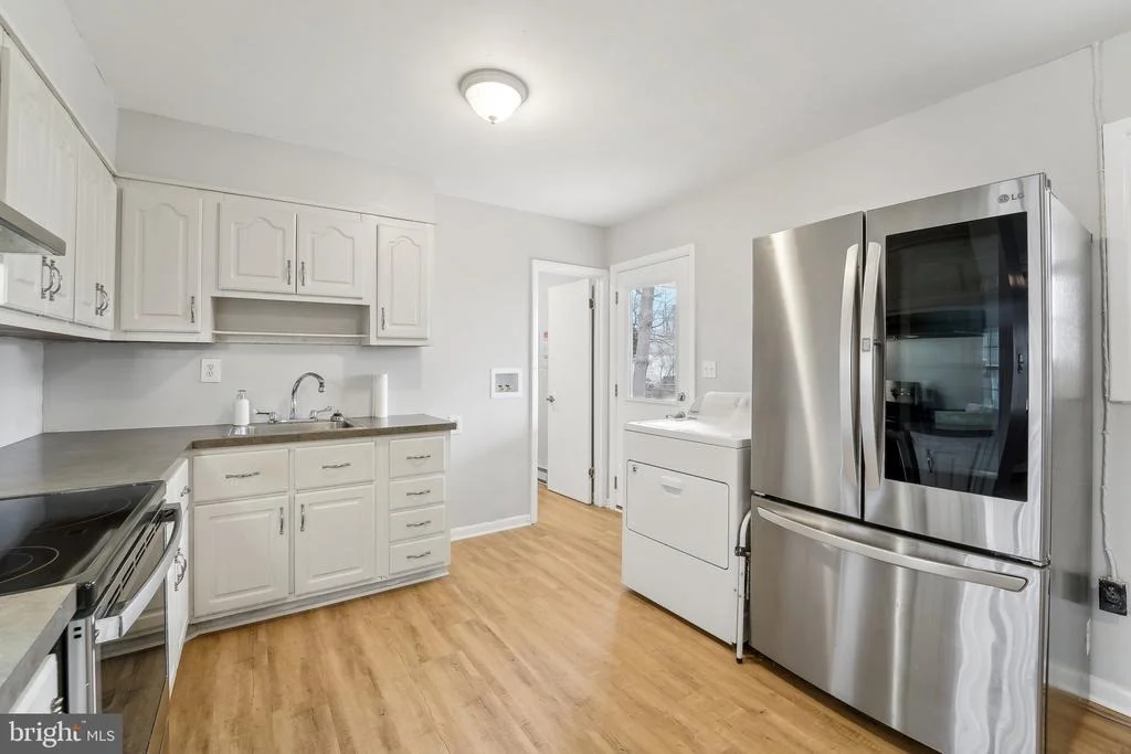 Photo of 1504 W 10TH STREET