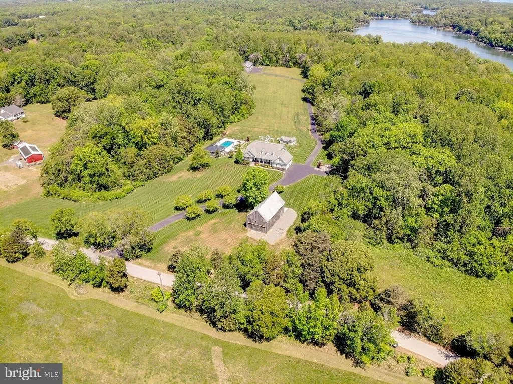 Photo of 2393 GARRITY ROAD