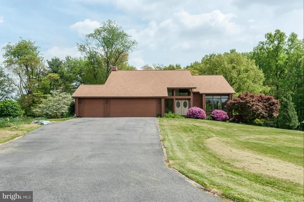 Photo of 3841 MOUNT AIRY DRIVE