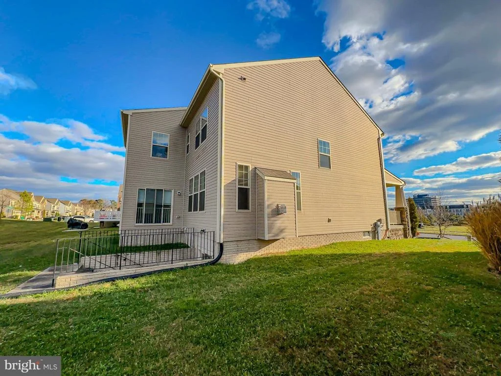 Photo of 10202 GALAXY VIEW LANE