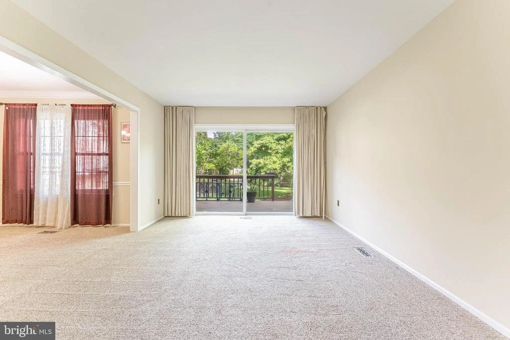 Photo of 11 CHATEAU CIRCLE