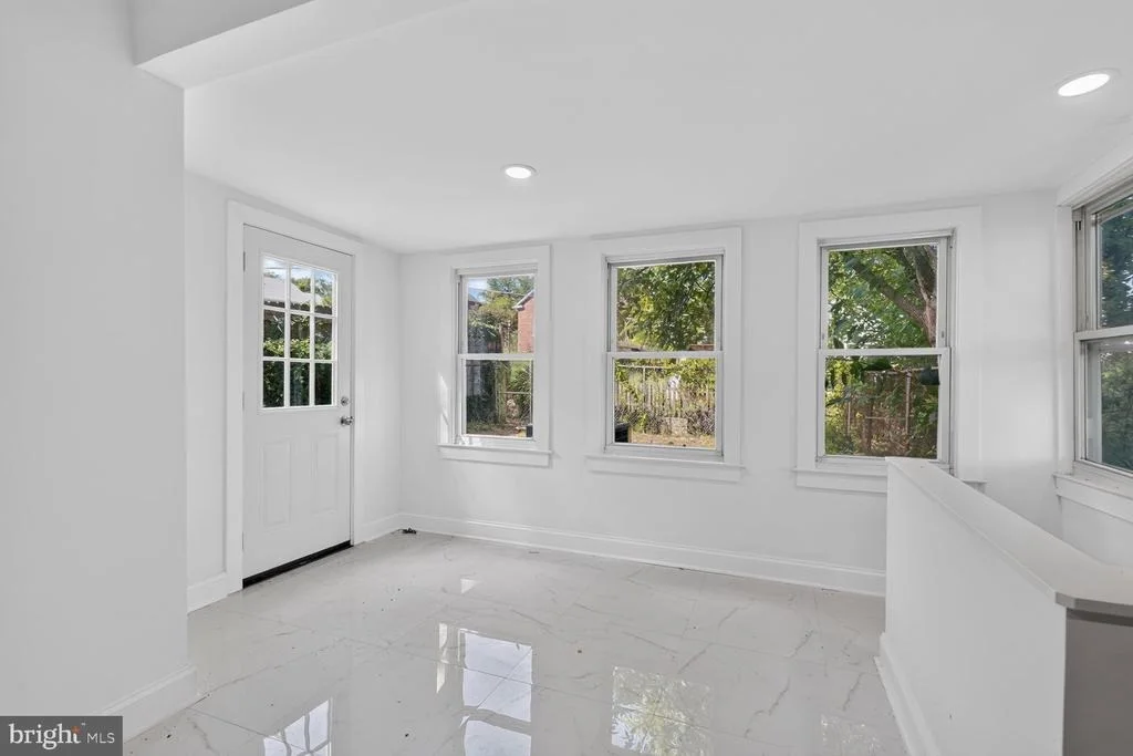 Photo of 1227 44TH PLACE SE
