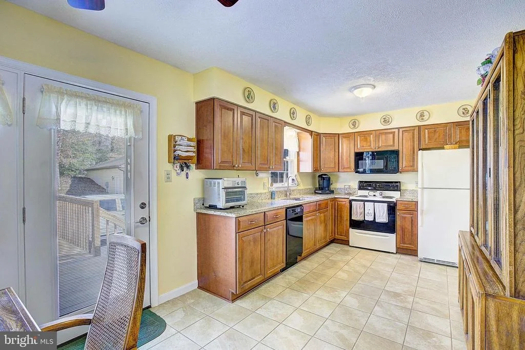 Photo of 5018 LONG BEACH ROAD