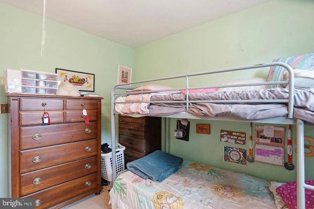 Photo of 5908 WINNER AVENUE
