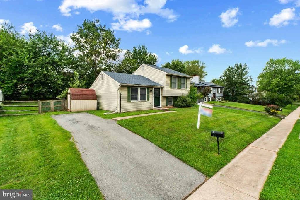 Photo of 1312 HILLCREST DRIVE