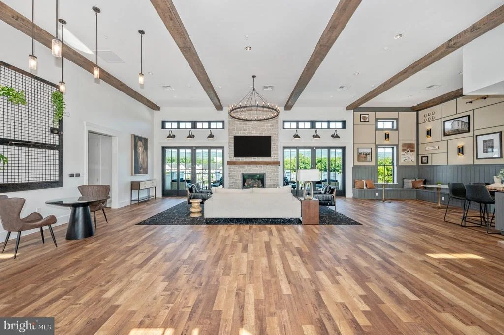 Photo of 1124 FUTURITY STREET